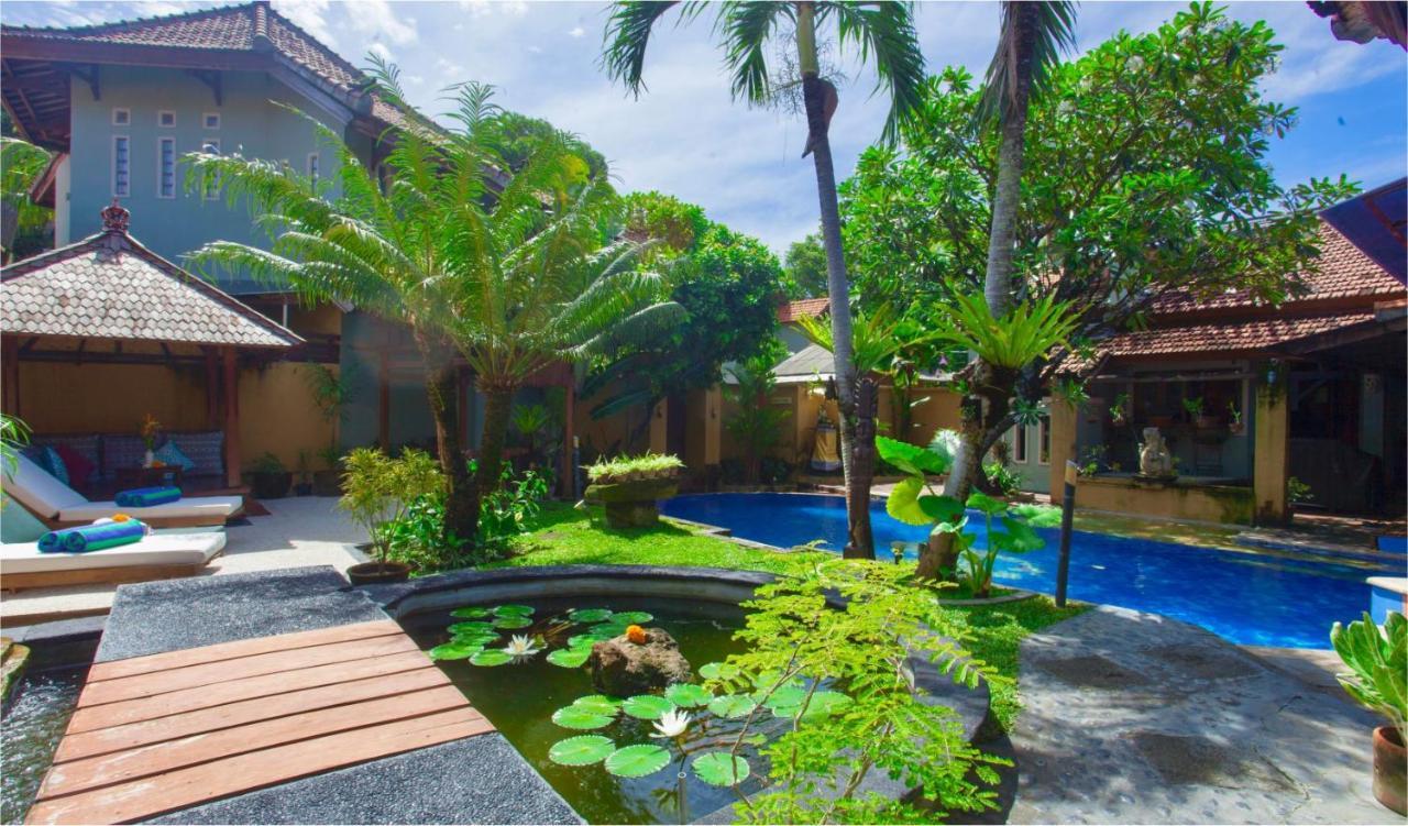 Villa Naga Maya Legian Exteriör bild